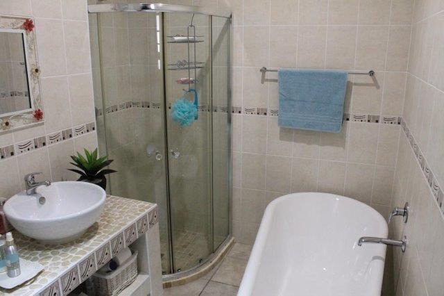 4 Bedroom Property for Sale in Myburgh Park Western Cape